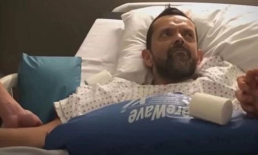 Παράλυτος άντρας έκανε διπλή μεταμόσχευση χεριών και ώμων